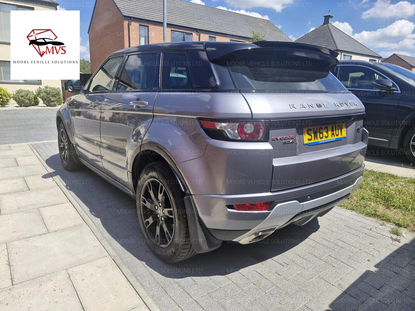 Land Rover Range Rover Evoque 2.2 SD4 Dynamic SUV 5dr Diesel Auto 4WD Euro 5 (s/s) (190 ps)