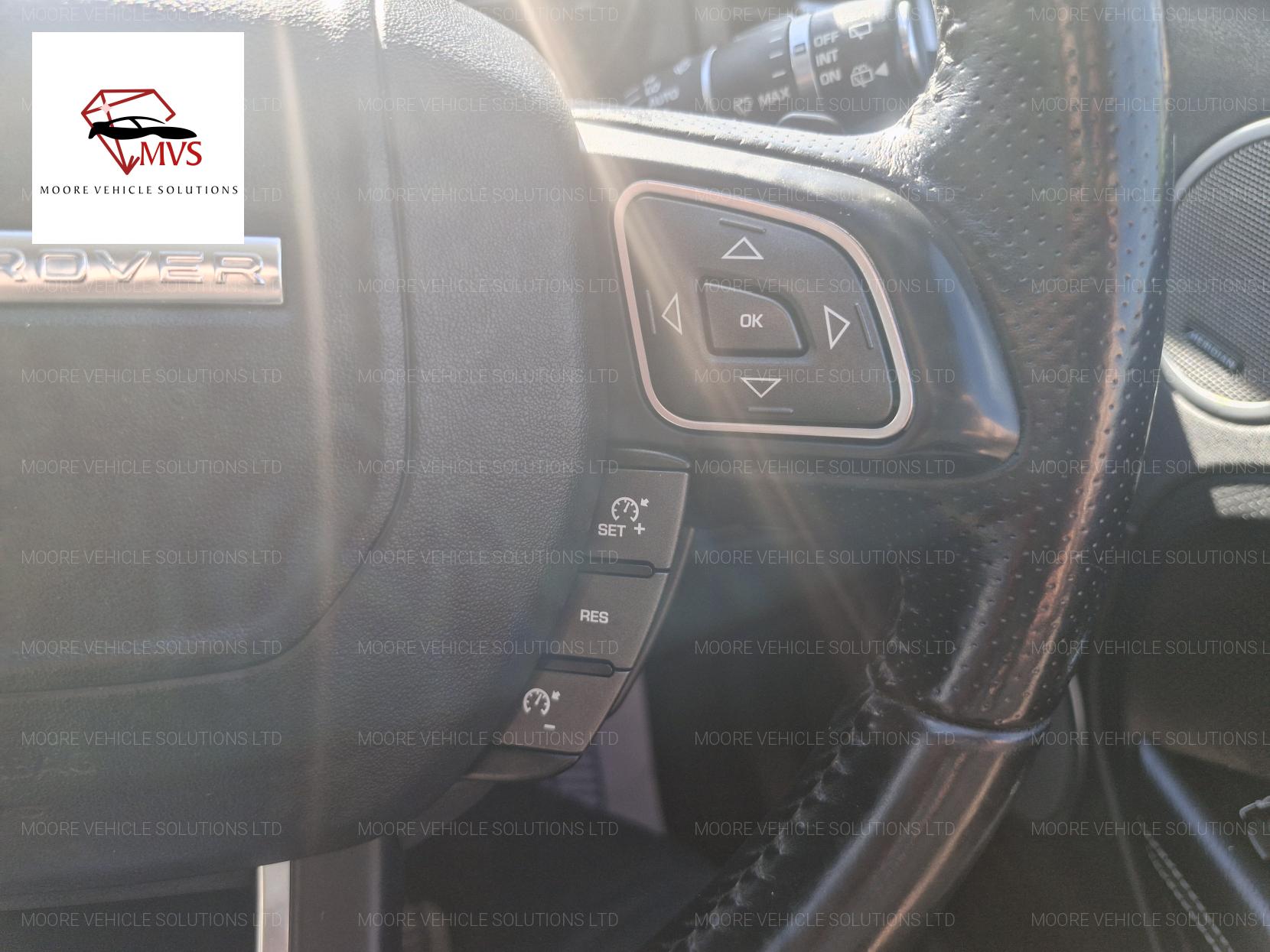 Land Rover Range Rover Evoque 2.2 SD4 Dynamic SUV 5dr Diesel Auto 4WD Euro 5 (s/s) (190 ps)