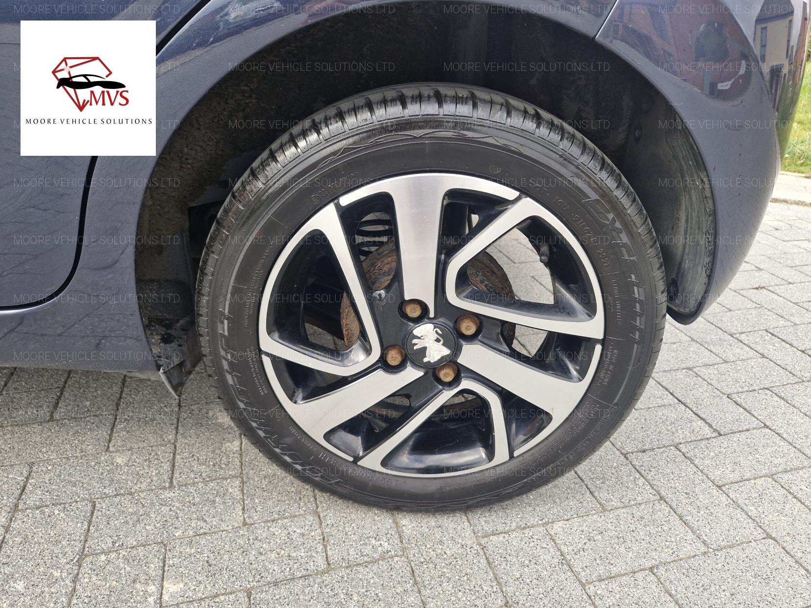 Peugeot 108 1.2 PureTech Allure Hatchback 5dr Petrol Manual Euro 6 (82 ps)