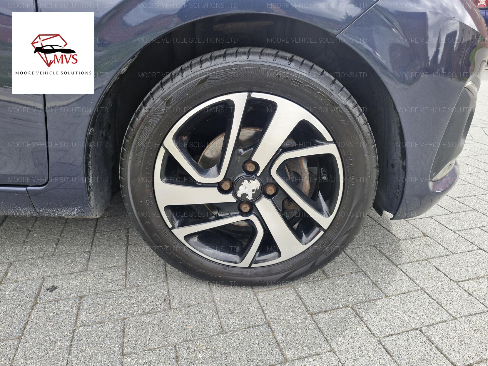 Peugeot 108 1.2 PureTech Allure Hatchback 5dr Petrol Manual Euro 6 (82 ps)