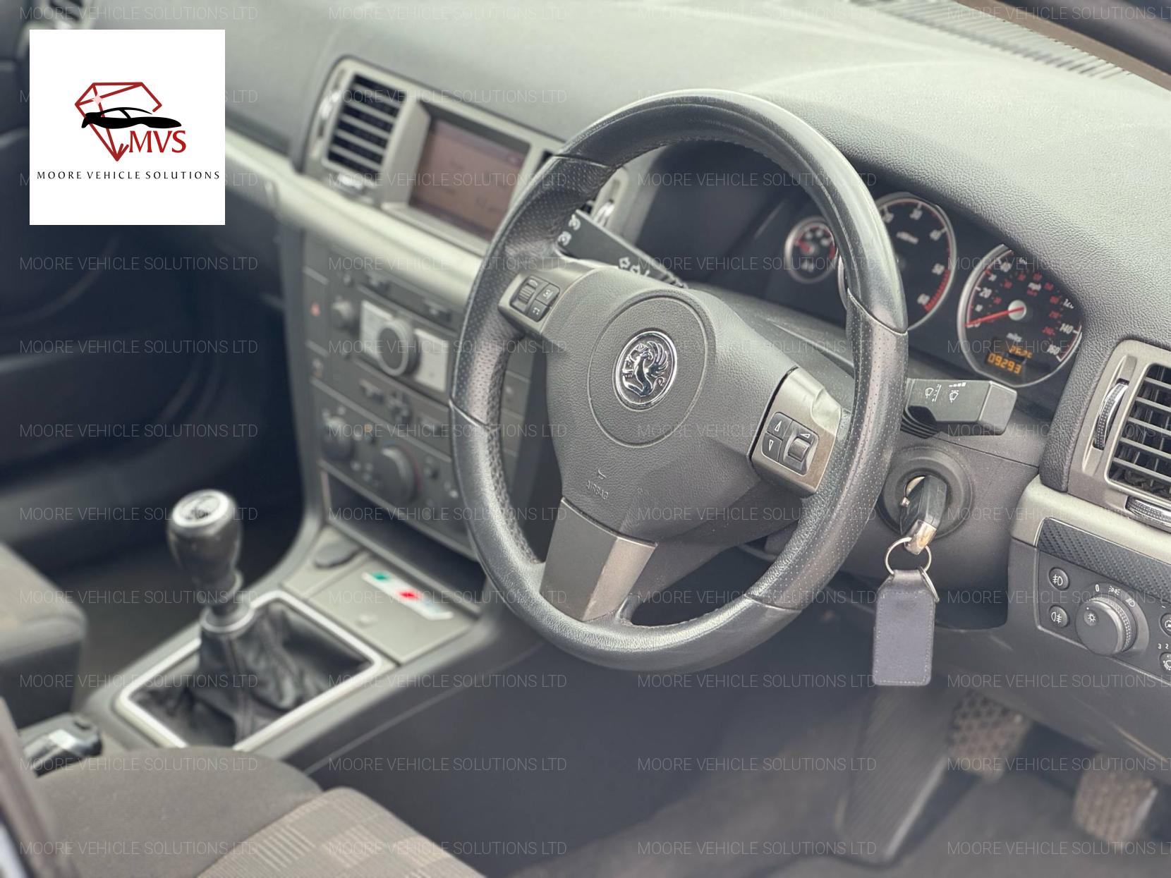 Vauxhall Vectra 1.9 CDTi 16v SRi Hatchback 5dr Diesel Manual (159 g/km, 148 bhp)