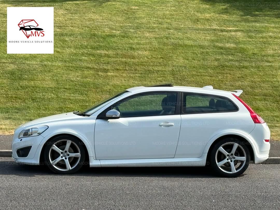 Volvo C30 2.0 D4 R-Design Sports Coupe 3dr Diesel Geartronic Euro 5 (177 ps)