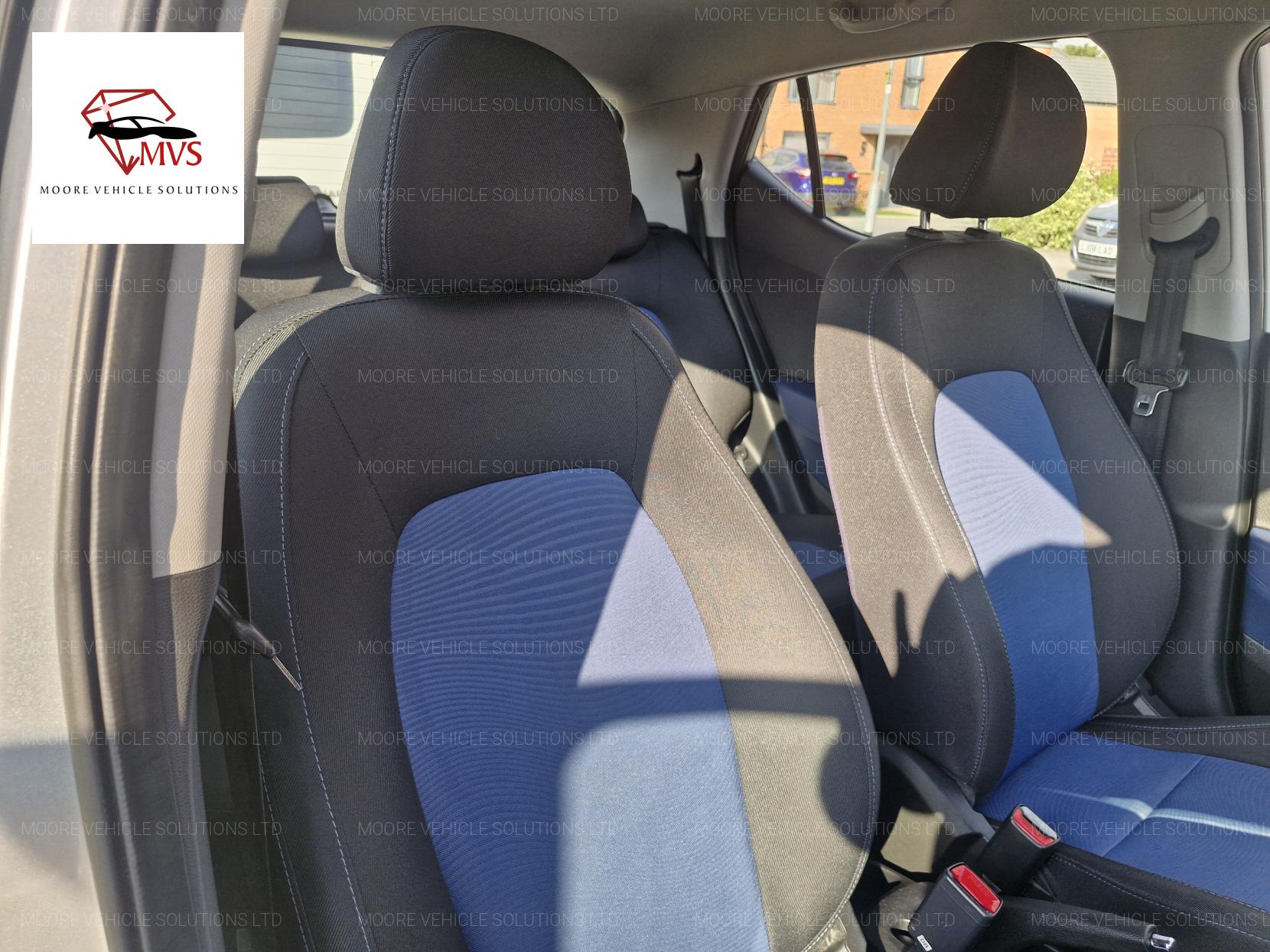 Hyundai i10 1.0 Premium Hatchback 5dr Petrol Manual Euro 5 (66 ps)
