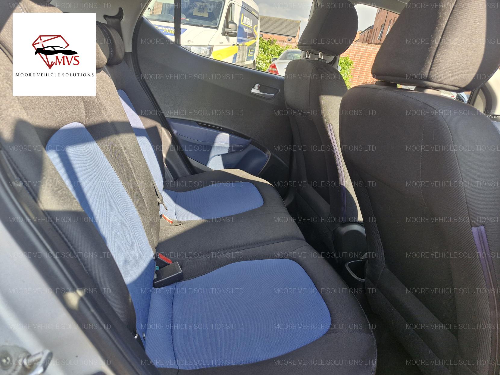 Hyundai i10 1.0 Premium Hatchback 5dr Petrol Manual Euro 5 (66 ps)