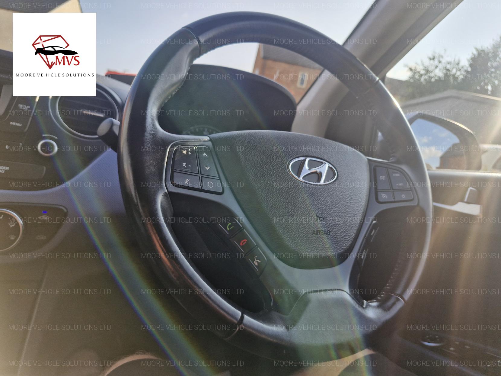 Hyundai i10 1.0 Premium Hatchback 5dr Petrol Manual Euro 5 (66 ps)