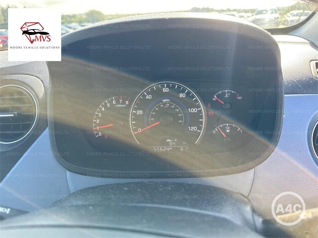 Hyundai i10 1.0 Premium Hatchback 5dr Petrol Manual Euro 5 (66 ps)