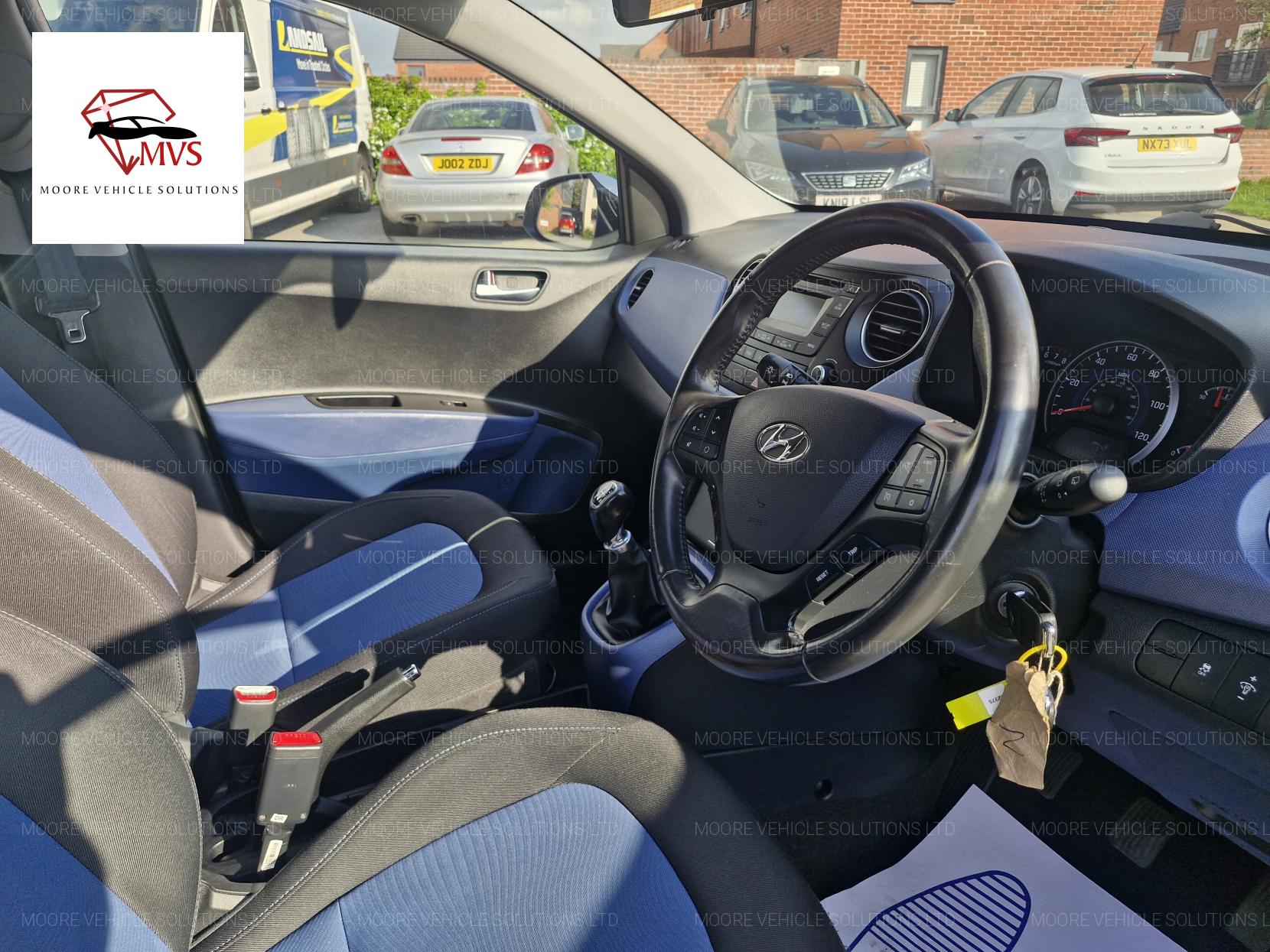 Hyundai i10 1.0 Premium Hatchback 5dr Petrol Manual Euro 5 (66 ps)