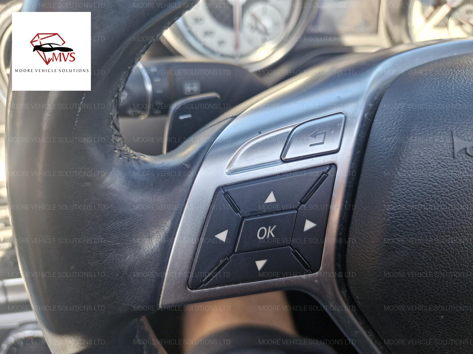 Mercedes-Benz SLK 2.1 SLK250 CDI BlueEfficiency AMG Sport Convertible 2dr Diesel G-Tronic+ Euro 5 (s/s) (204 ps)