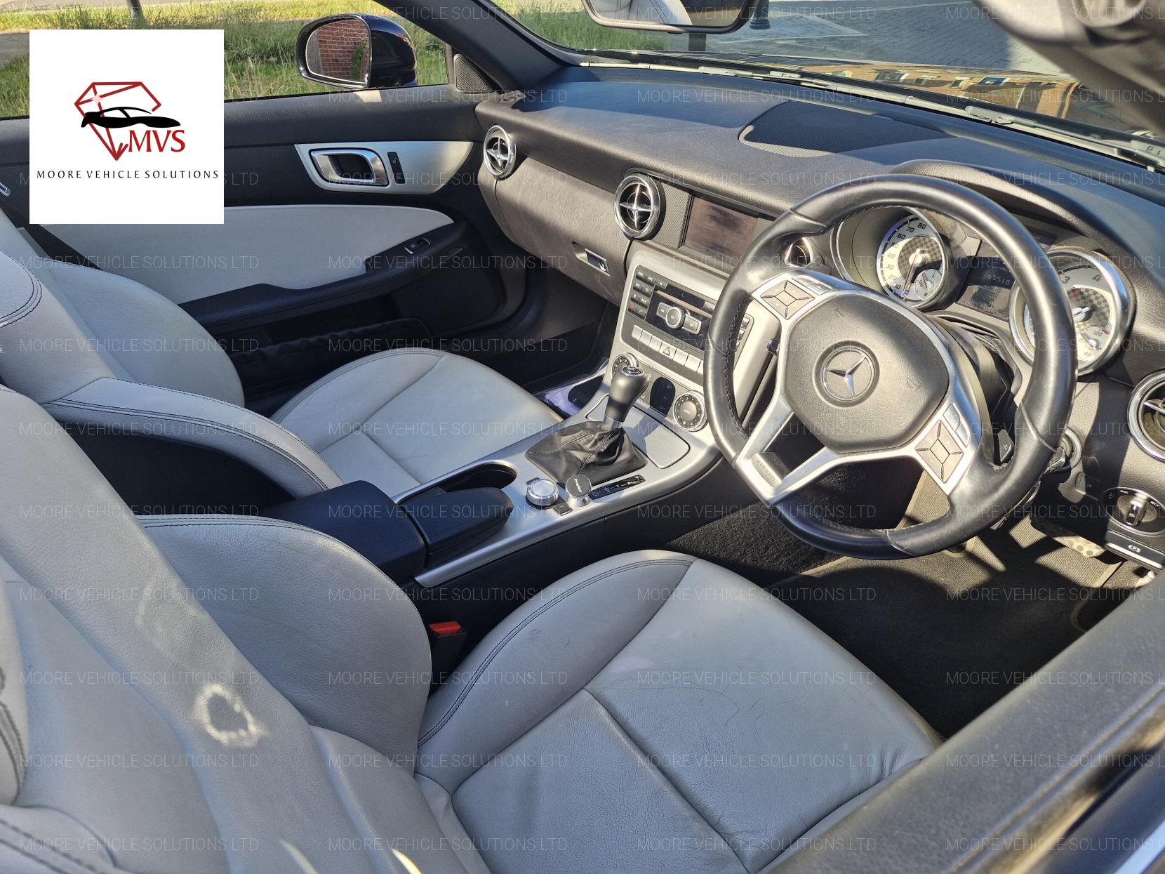 Mercedes-Benz SLK 2.1 SLK250 CDI BlueEfficiency AMG Sport Convertible 2dr Diesel G-Tronic+ Euro 5 (s/s) (204 ps)