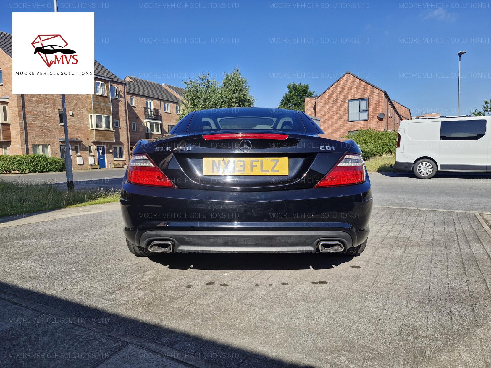 Mercedes-Benz SLK 2.1 SLK250 CDI BlueEfficiency AMG Sport Convertible 2dr Diesel G-Tronic+ Euro 5 (s/s) (204 ps)
