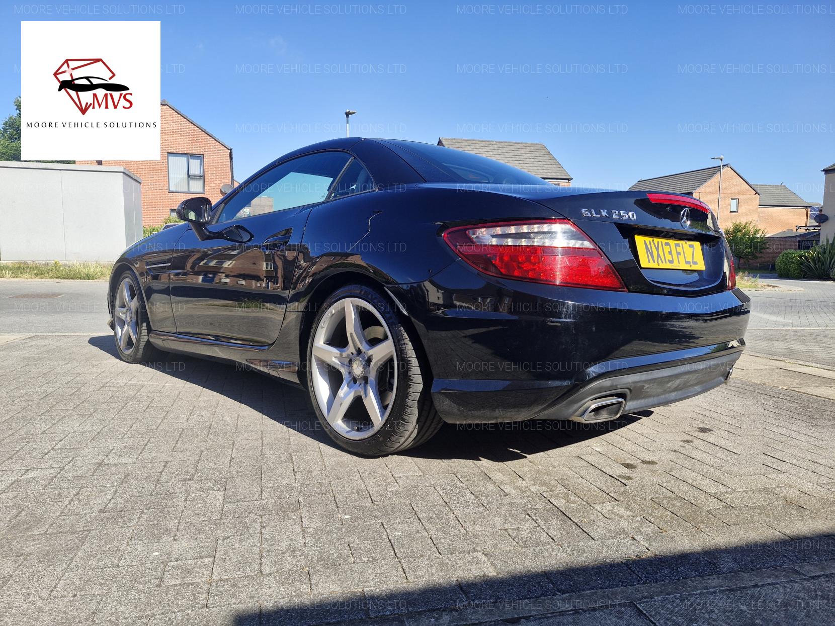 Mercedes-Benz SLK 2.1 SLK250 CDI BlueEfficiency AMG Sport Convertible 2dr Diesel G-Tronic+ Euro 5 (s/s) (204 ps)
