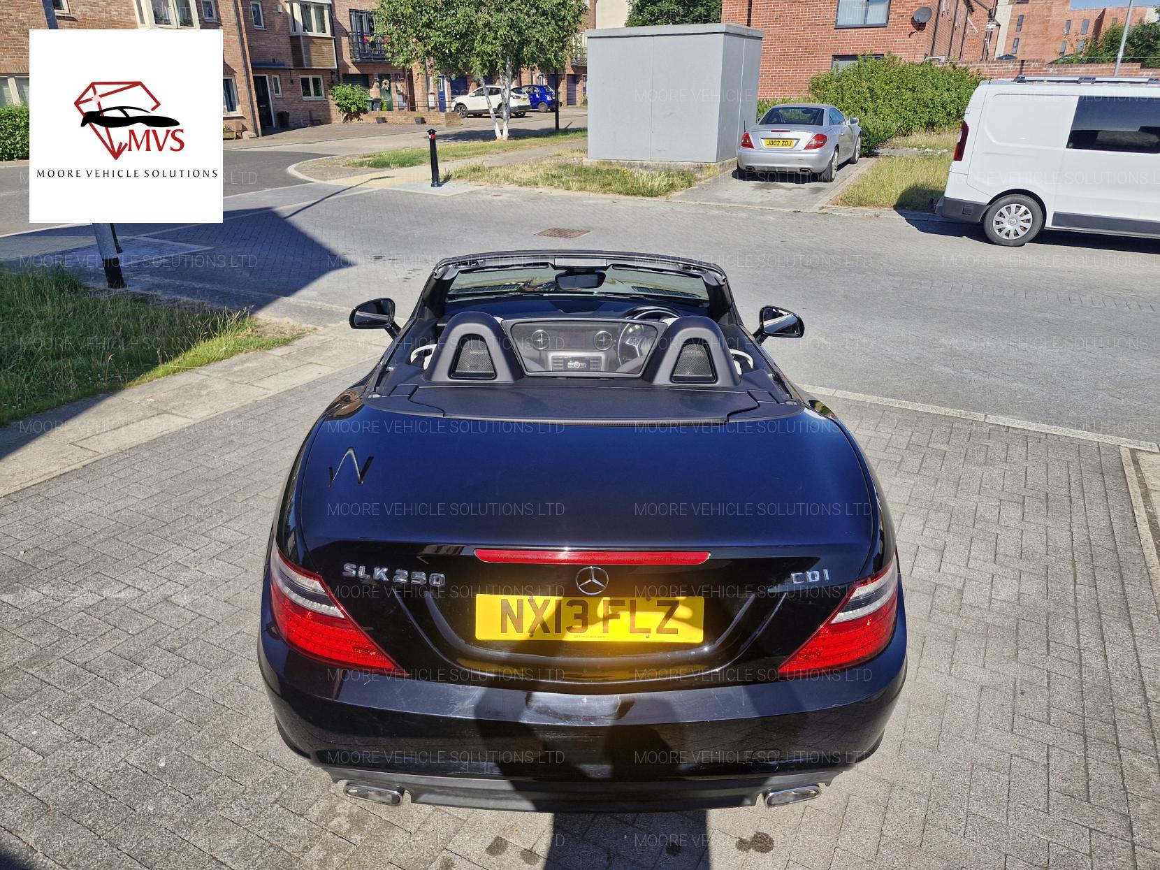Mercedes-Benz SLK 2.1 SLK250 CDI BlueEfficiency AMG Sport Convertible 2dr Diesel G-Tronic+ Euro 5 (s/s) (204 ps)