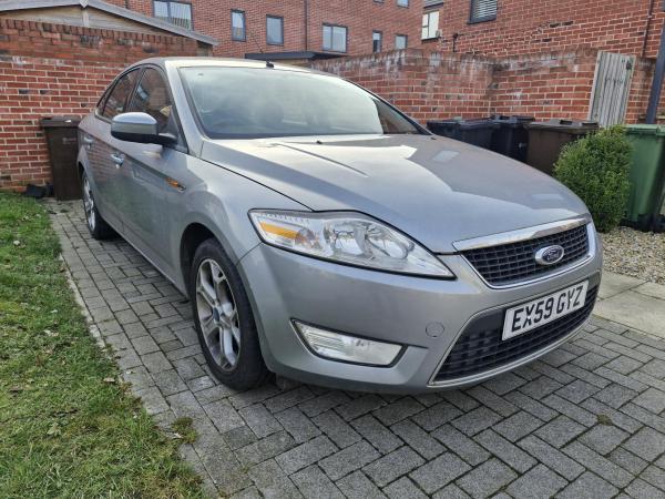 Ford Mondeo 2.0 TDCi Zetec Hatchback 5dr Diesel Manual (154 g/km, 138 bhp)