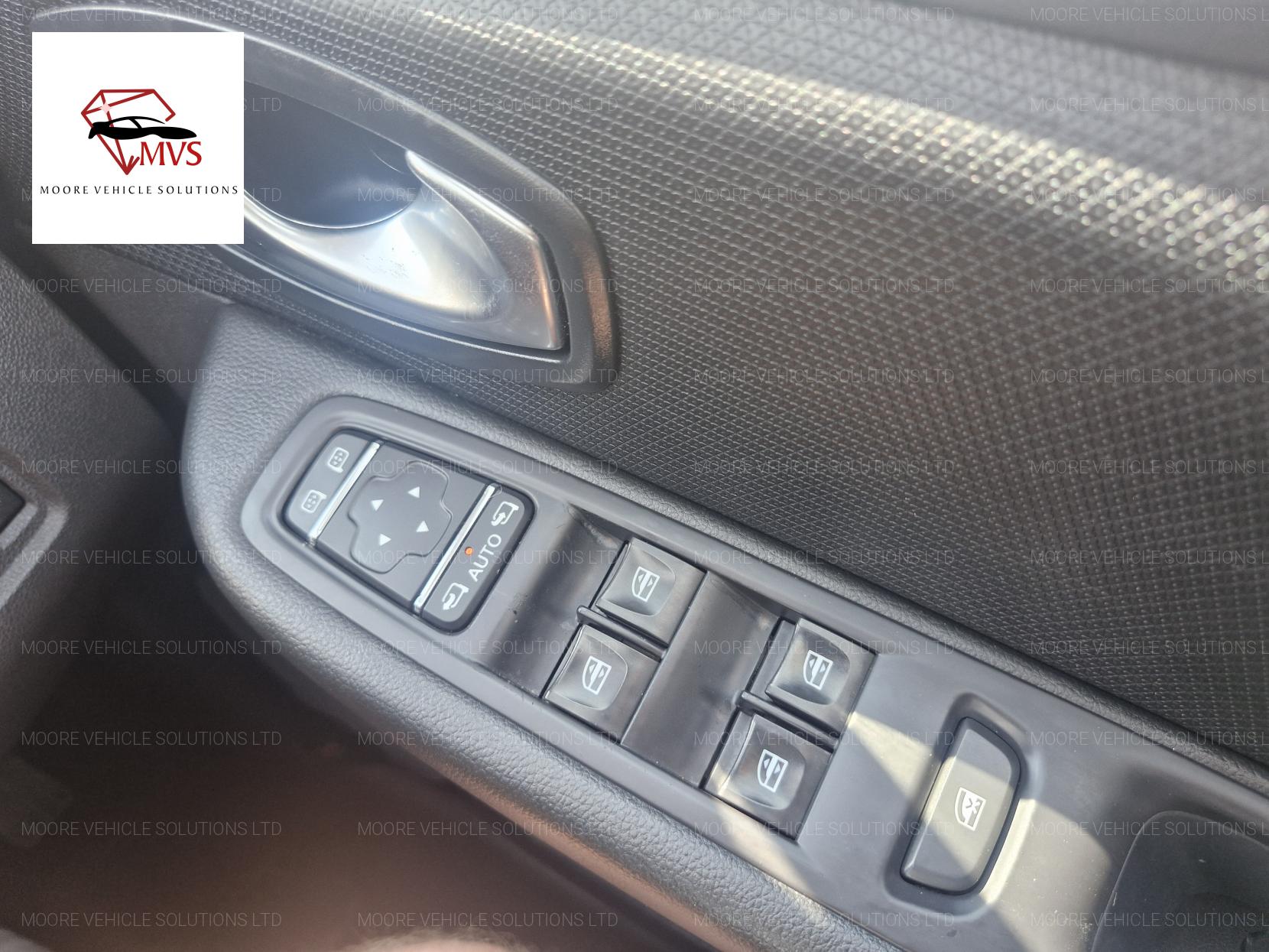Renault Clio 0.9 TCe Dynamique S Nav Hatchback 5dr Petrol Manual Euro 6 (s/s) (90 ps)