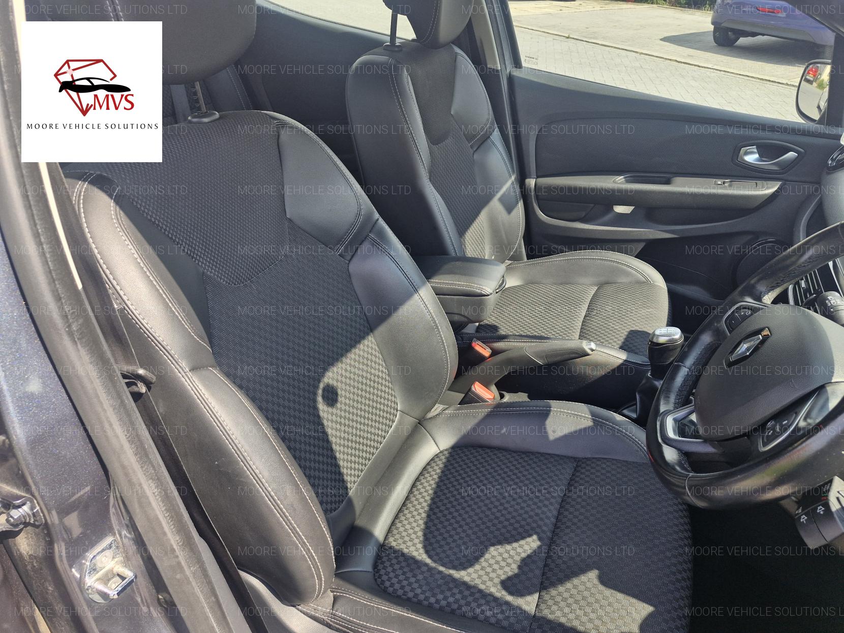 Renault Clio 0.9 TCe Dynamique S Nav Hatchback 5dr Petrol Manual Euro 6 (s/s) (90 ps)