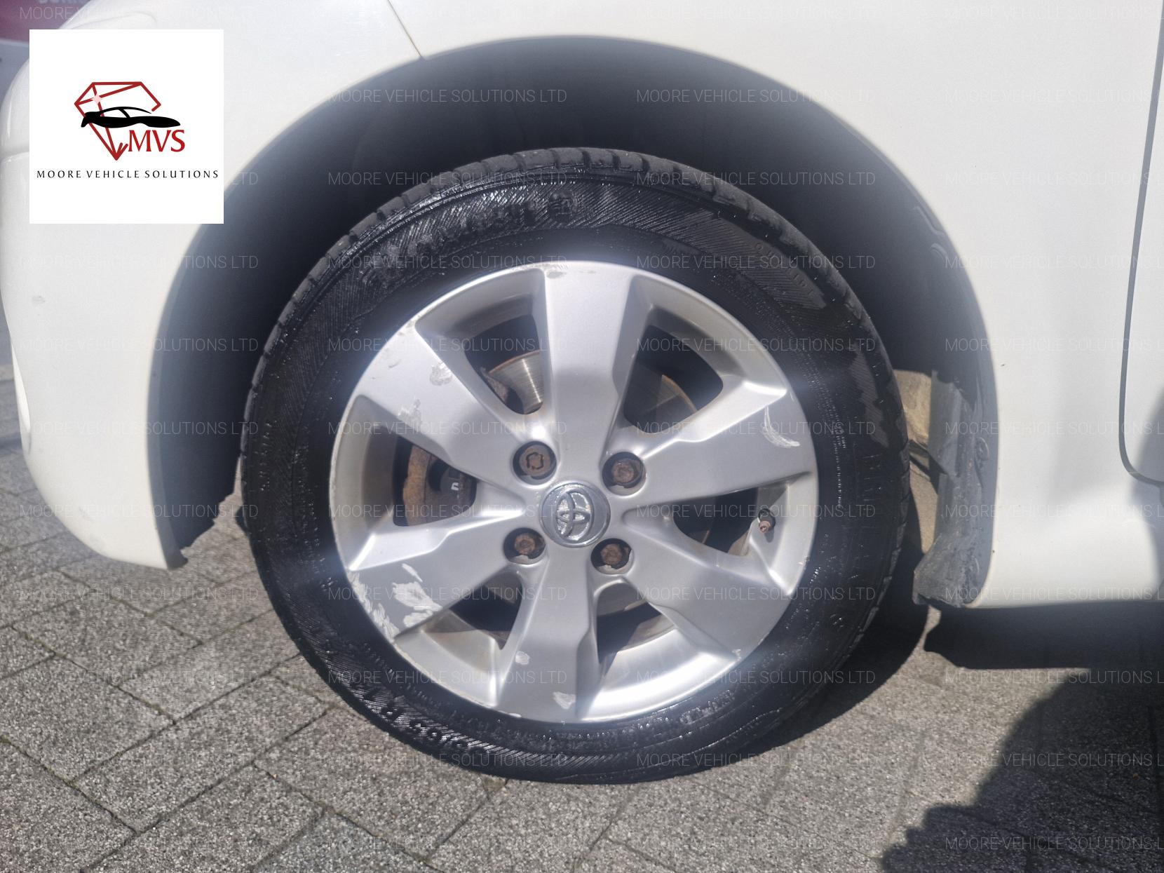 Toyota AYGO 1.0 VVT-i Fire Hatchback 5dr Petrol Manual Euro 5 (67 ps)
