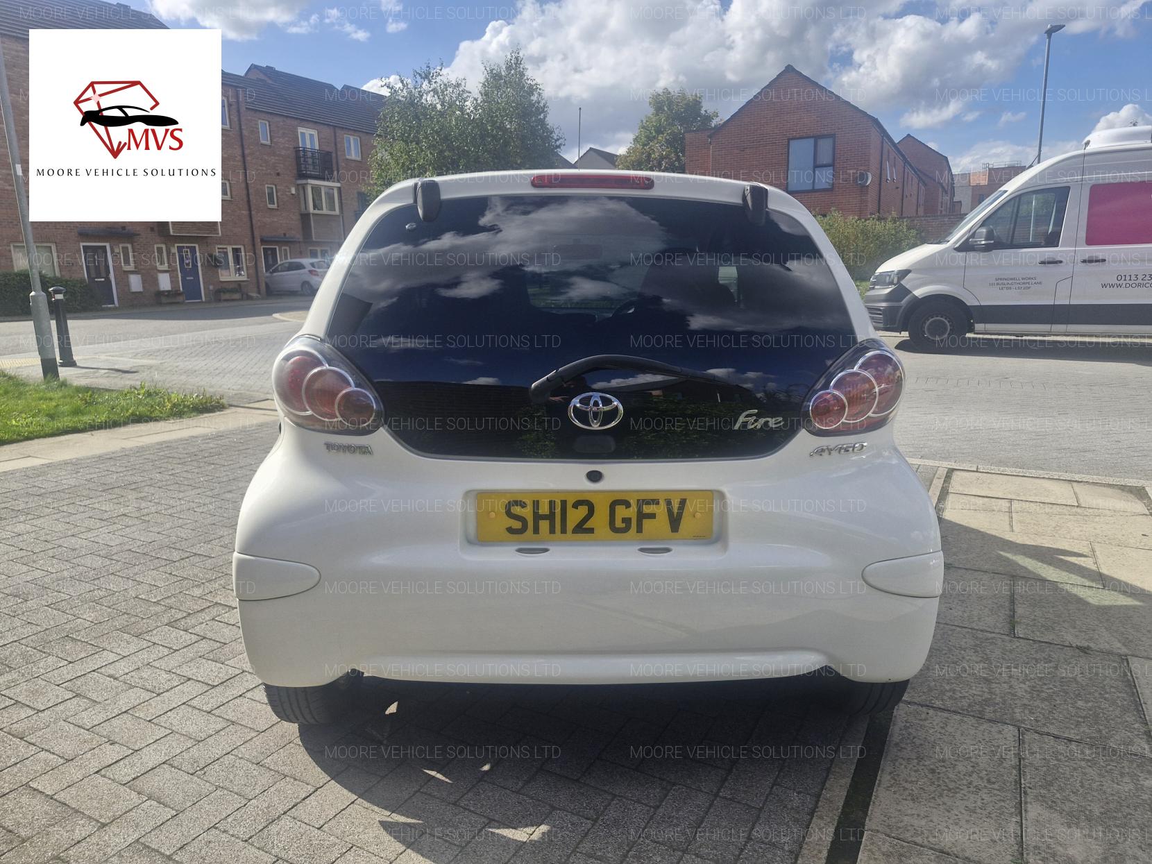 Toyota AYGO 1.0 VVT-i Fire Hatchback 5dr Petrol Manual Euro 5 (67 ps)