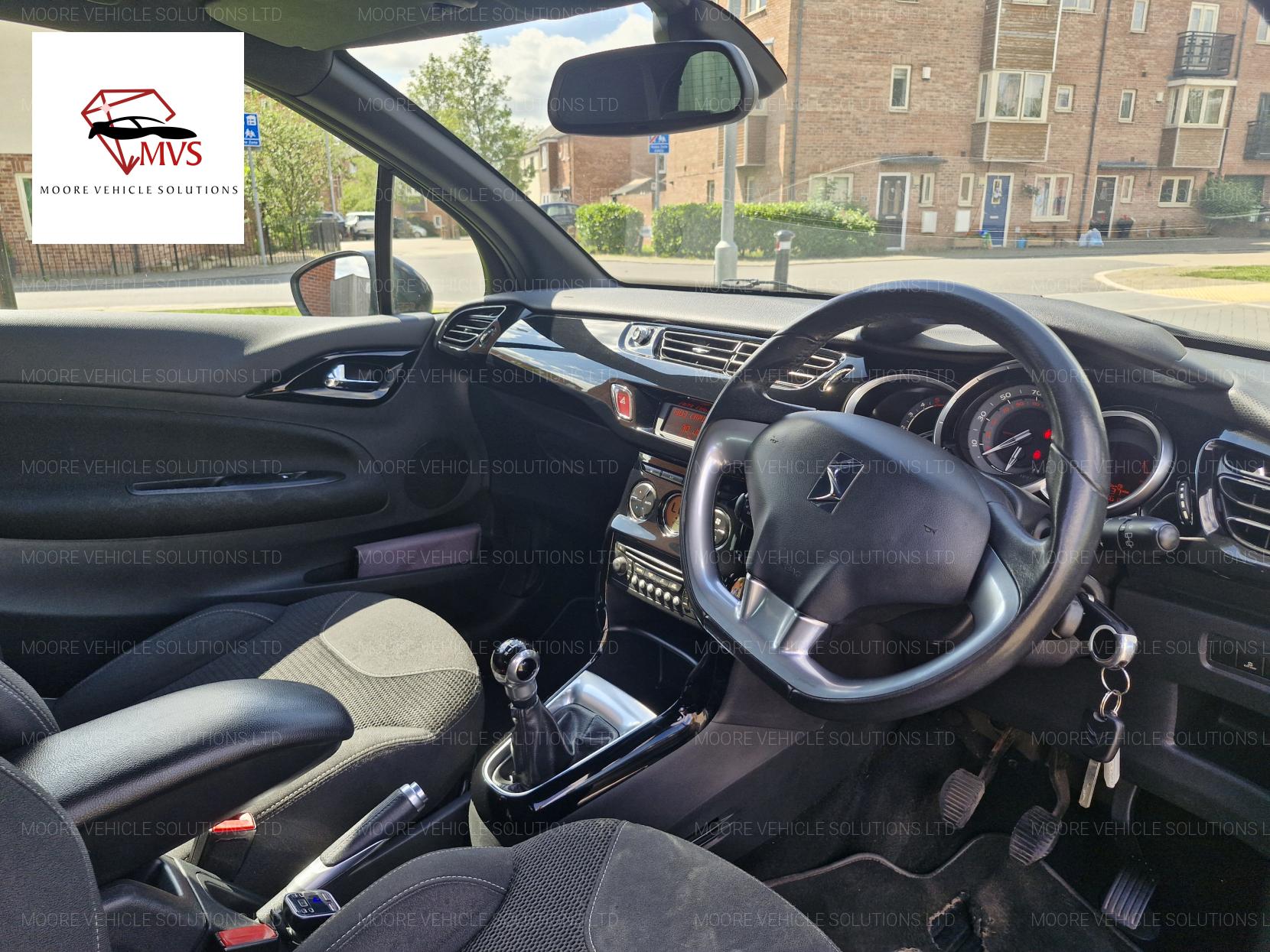 Citroen DS3 1.6 e-HDi Airdream DStyle Plus Hatchback 3dr Diesel Manual Euro 5 (s/s) (90 ps)
