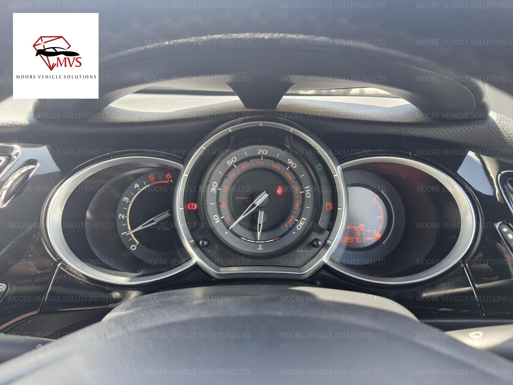 Citroen DS3 1.6 e-HDi Airdream DStyle Plus Hatchback 3dr Diesel Manual Euro 5 (s/s) (90 ps)