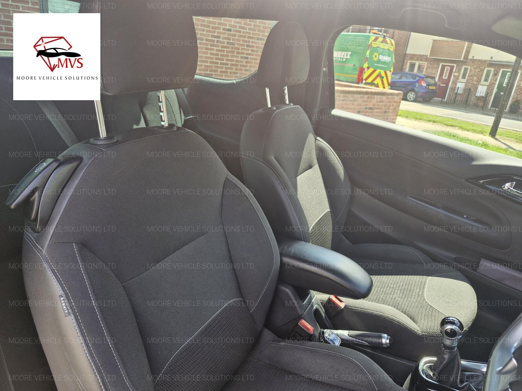 Citroen DS3 1.6 e-HDi Airdream DStyle Plus Hatchback 3dr Diesel Manual Euro 5 (s/s) (90 ps)