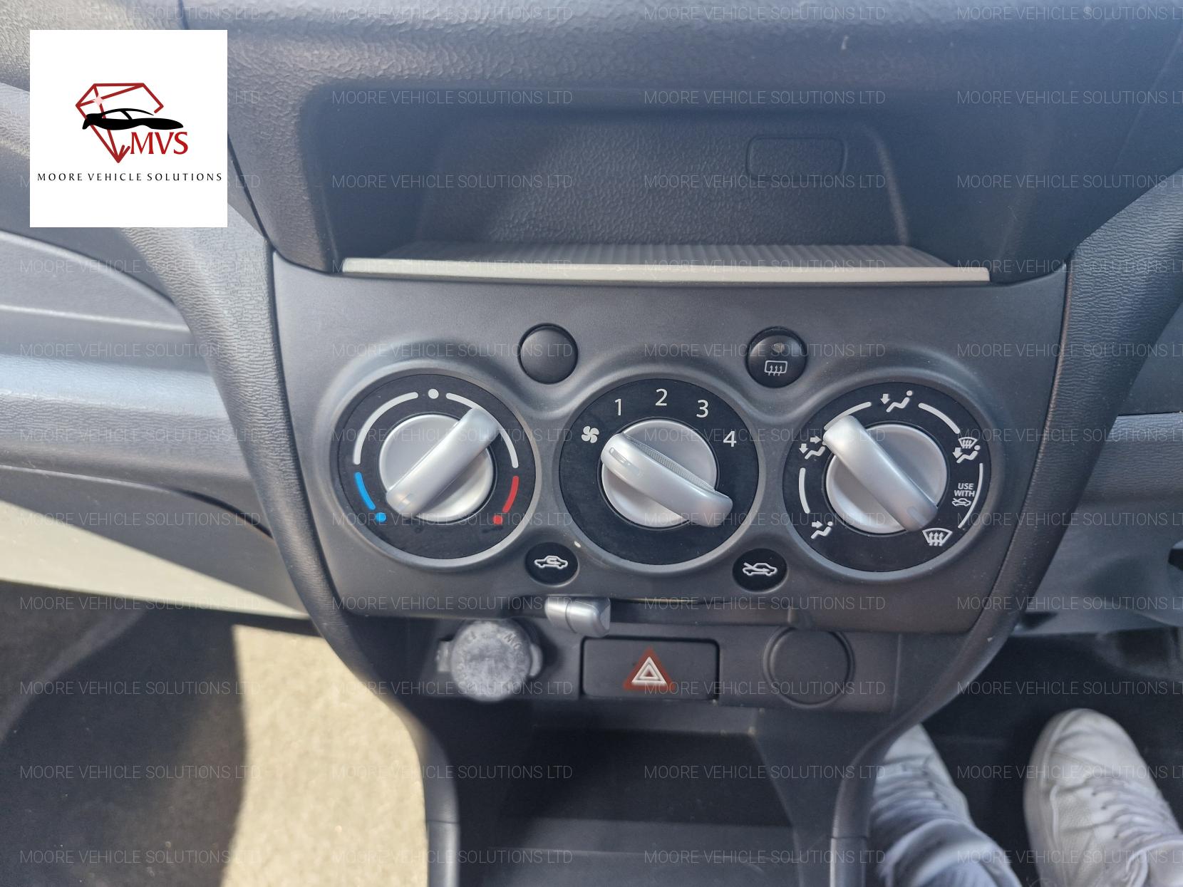 Suzuki Alto 1.0 12V SZ Hatchback 5dr Petrol Manual Euro 5 (68 ps)