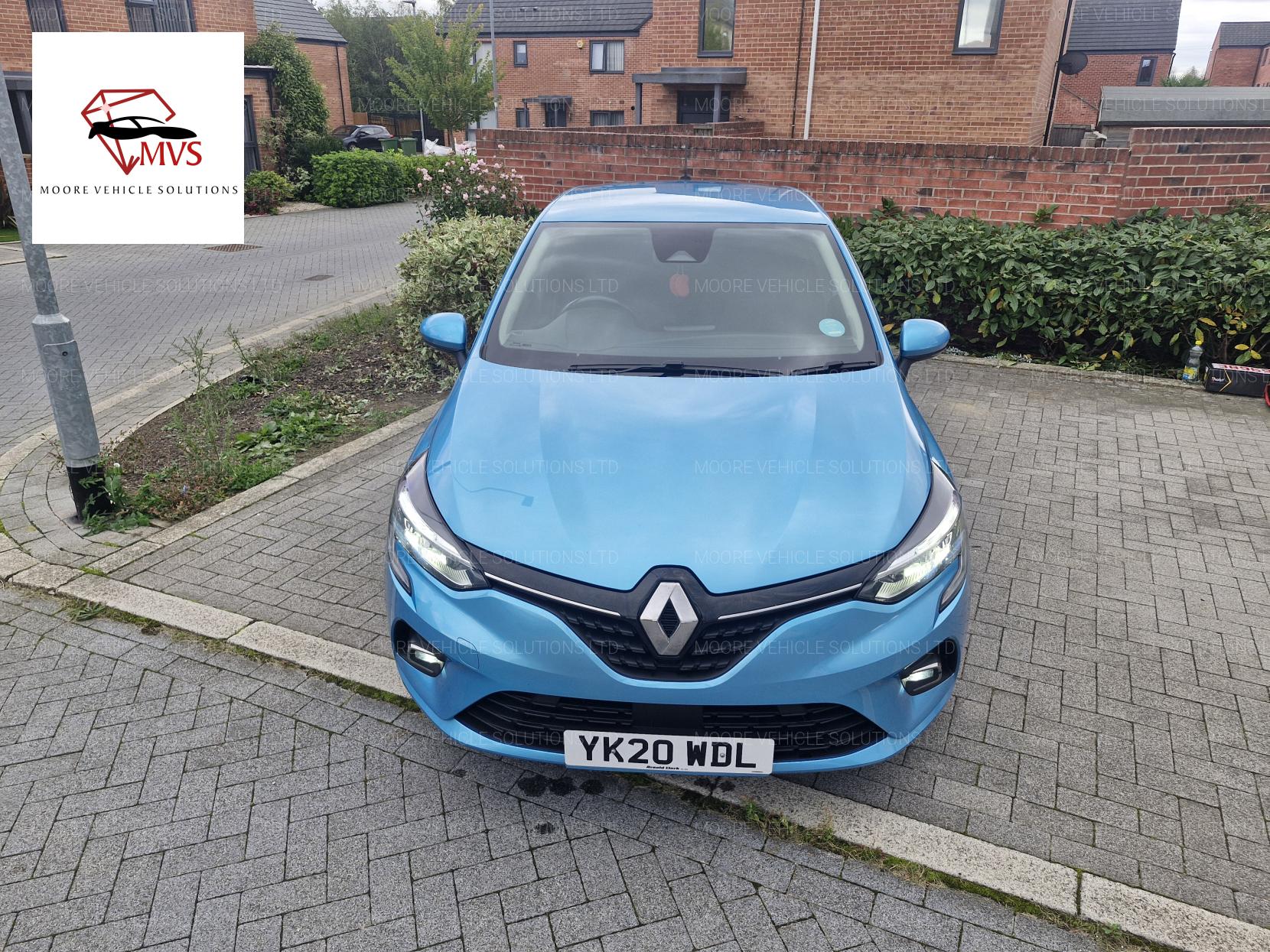 Renault Clio 1.0 SCe Iconic Hatchback 5dr Petrol Manual Euro 6 (s/s) (75 ps)