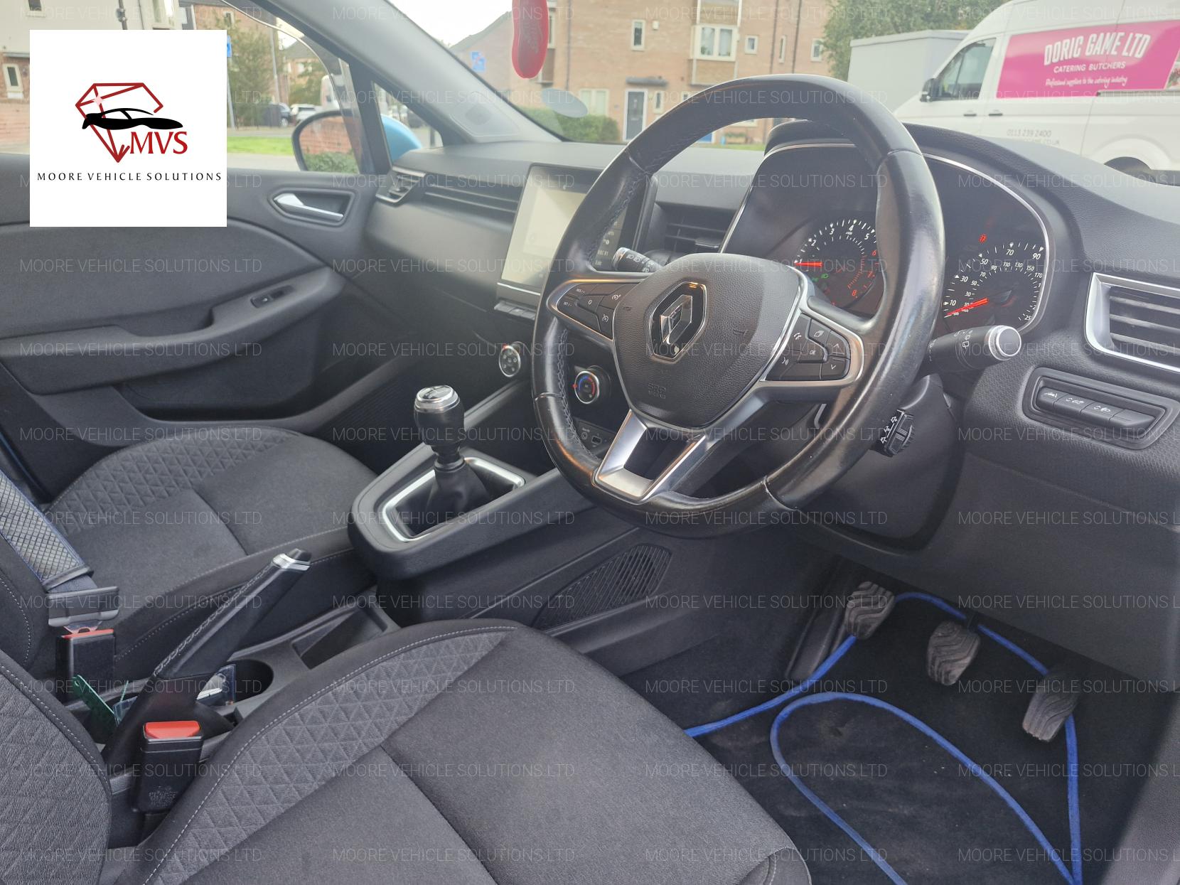 Renault Clio 1.0 SCe Iconic Hatchback 5dr Petrol Manual Euro 6 (s/s) (75 ps)