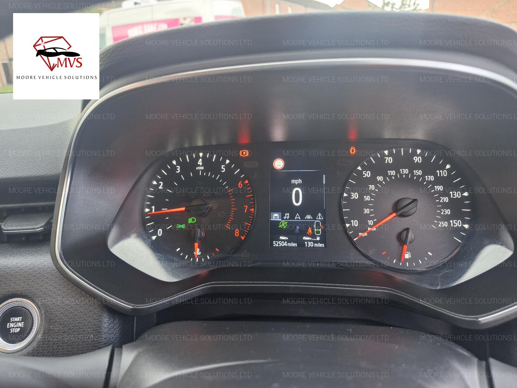 Renault Clio 1.0 SCe Iconic Hatchback 5dr Petrol Manual Euro 6 (s/s) (75 ps)