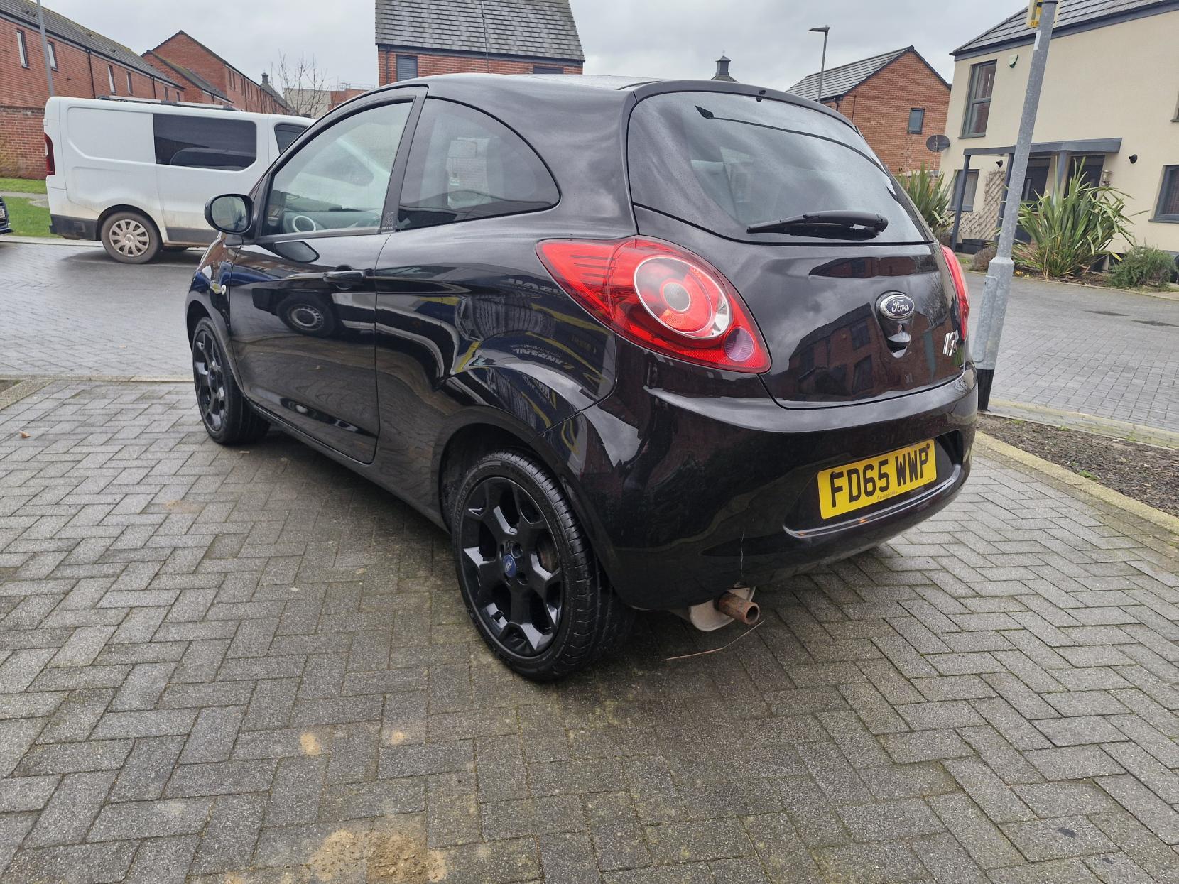 Ford Ka 1.2 Zetec Black Edition Hatchback 3dr Petrol Manual Euro 6 (s/s) (69 ps)