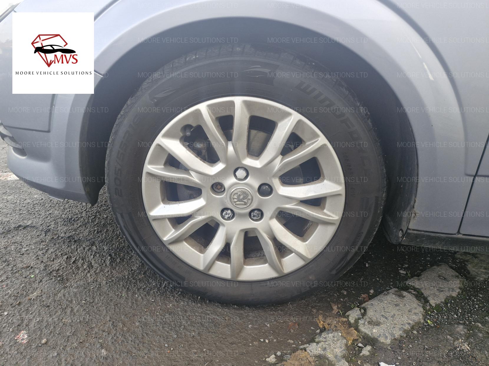 Vauxhall Astra 1.4i 16v SRi Sport Hatch 3dr Petrol Manual (146 g/km, 89 bhp)