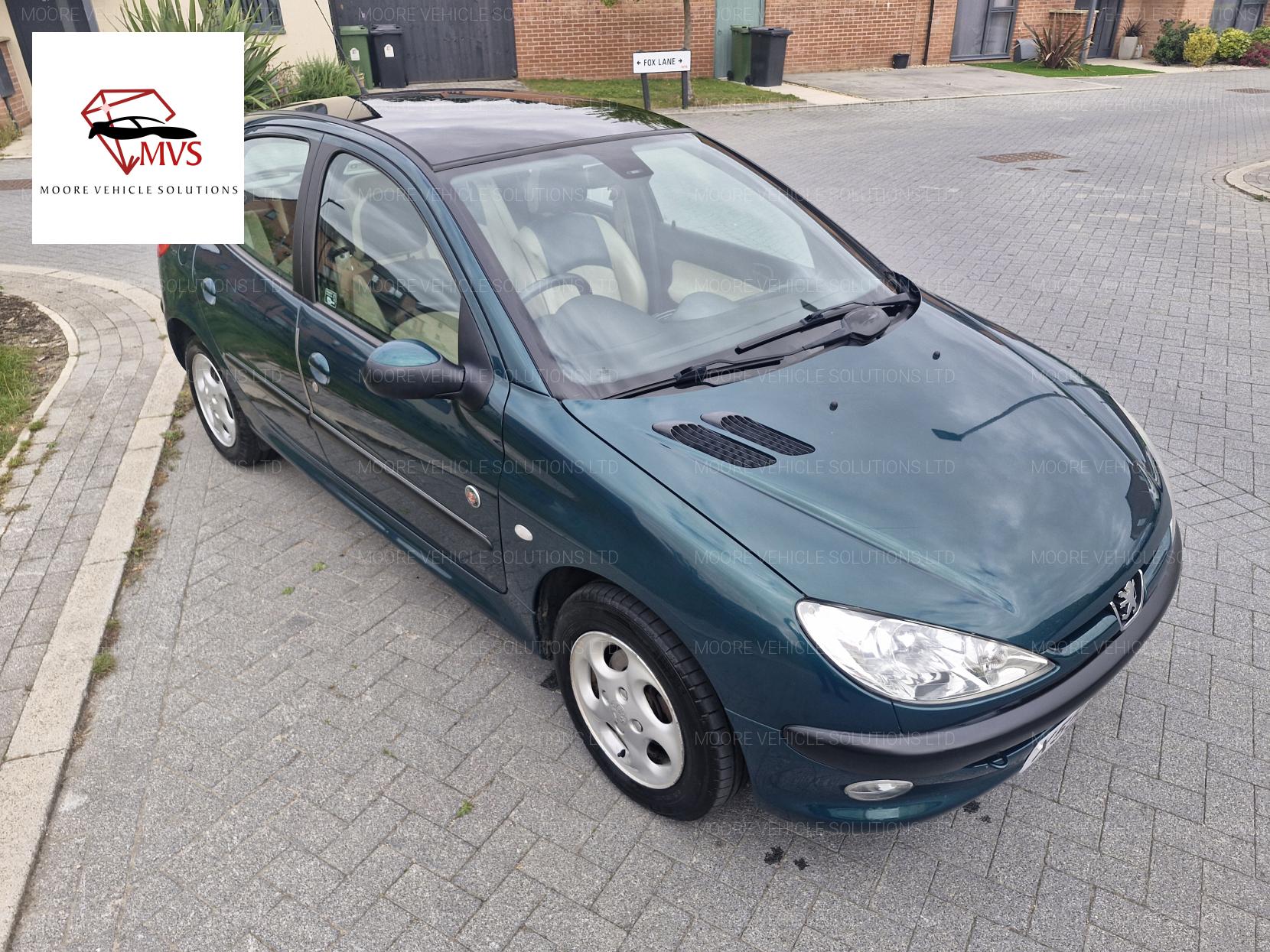 Peugeot 206 1.4 Roland Garros Hatchback 5dr Petrol Automatic (a/c) (180 g/km, 75 bhp)