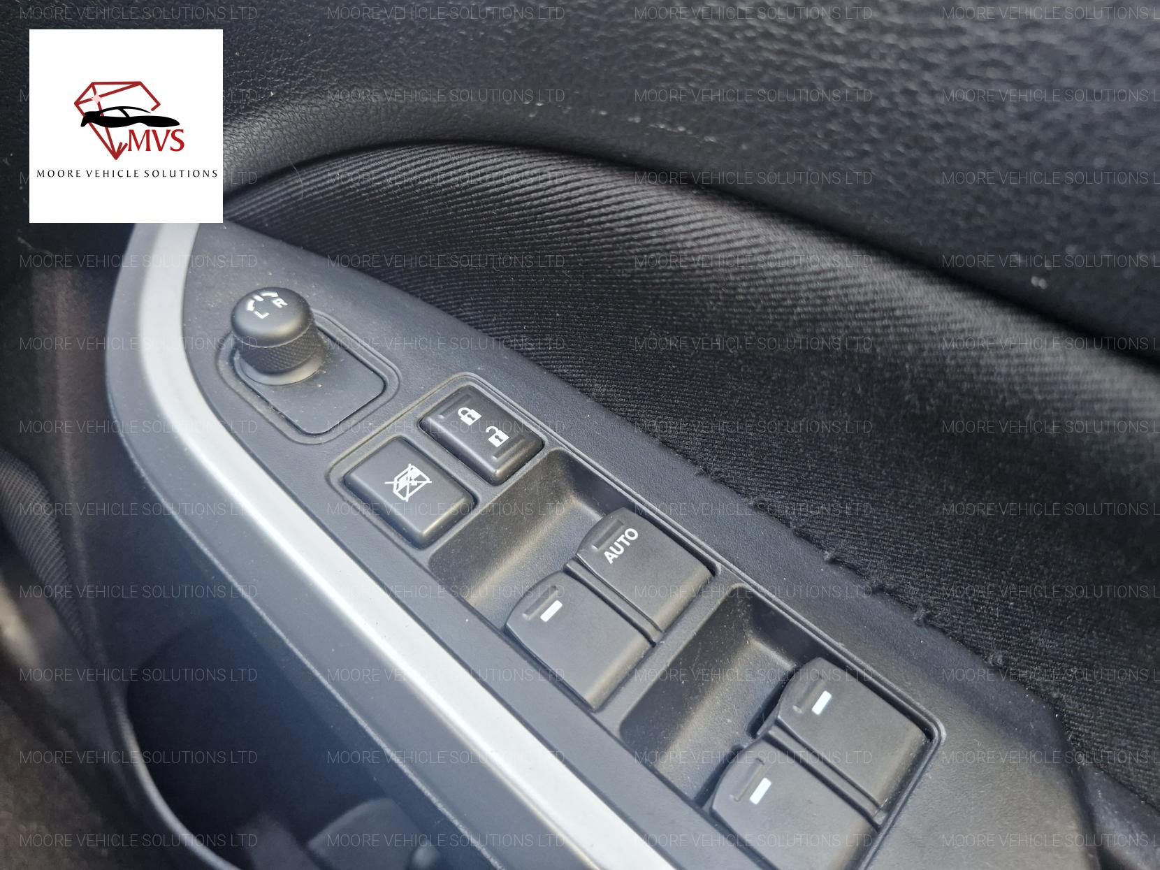 Suzuki Vitara 1.6 DDiS SZ-T SUV 5dr Diesel Manual Euro 6 (s/s) (120 ps)