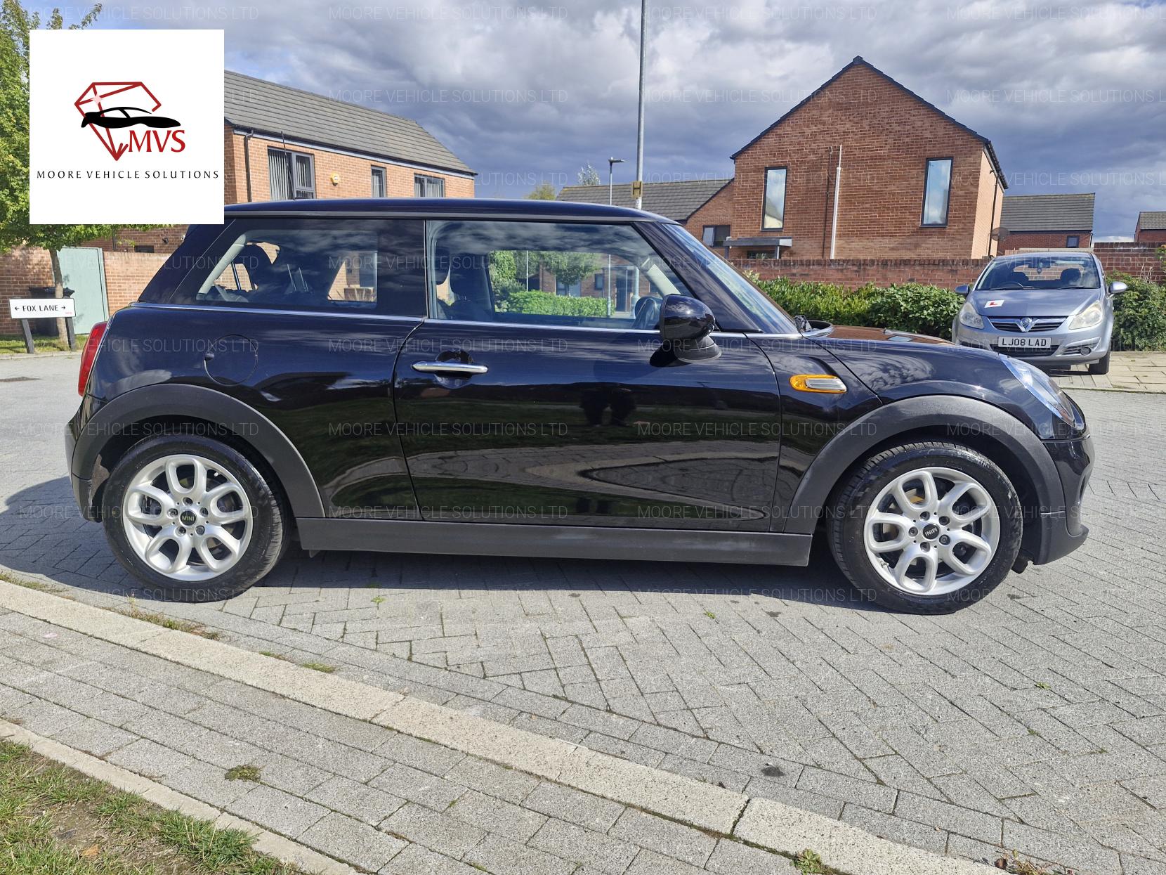 MINI Hatch 1.5 Cooper D Hatchback 3dr Diesel Manual Euro 6 (s/s) (116 ps)